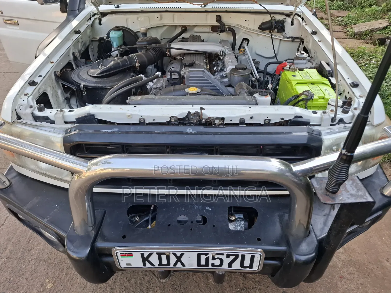 Toyota Land Cruiser 2013 White