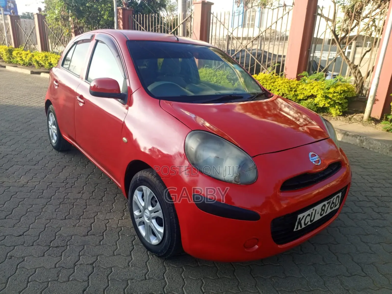Nissan March 2012 Red