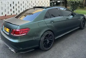 Mercedes-Benz E63 2014 Green