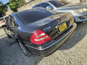 Mercedes-Benz E320 2004 Black