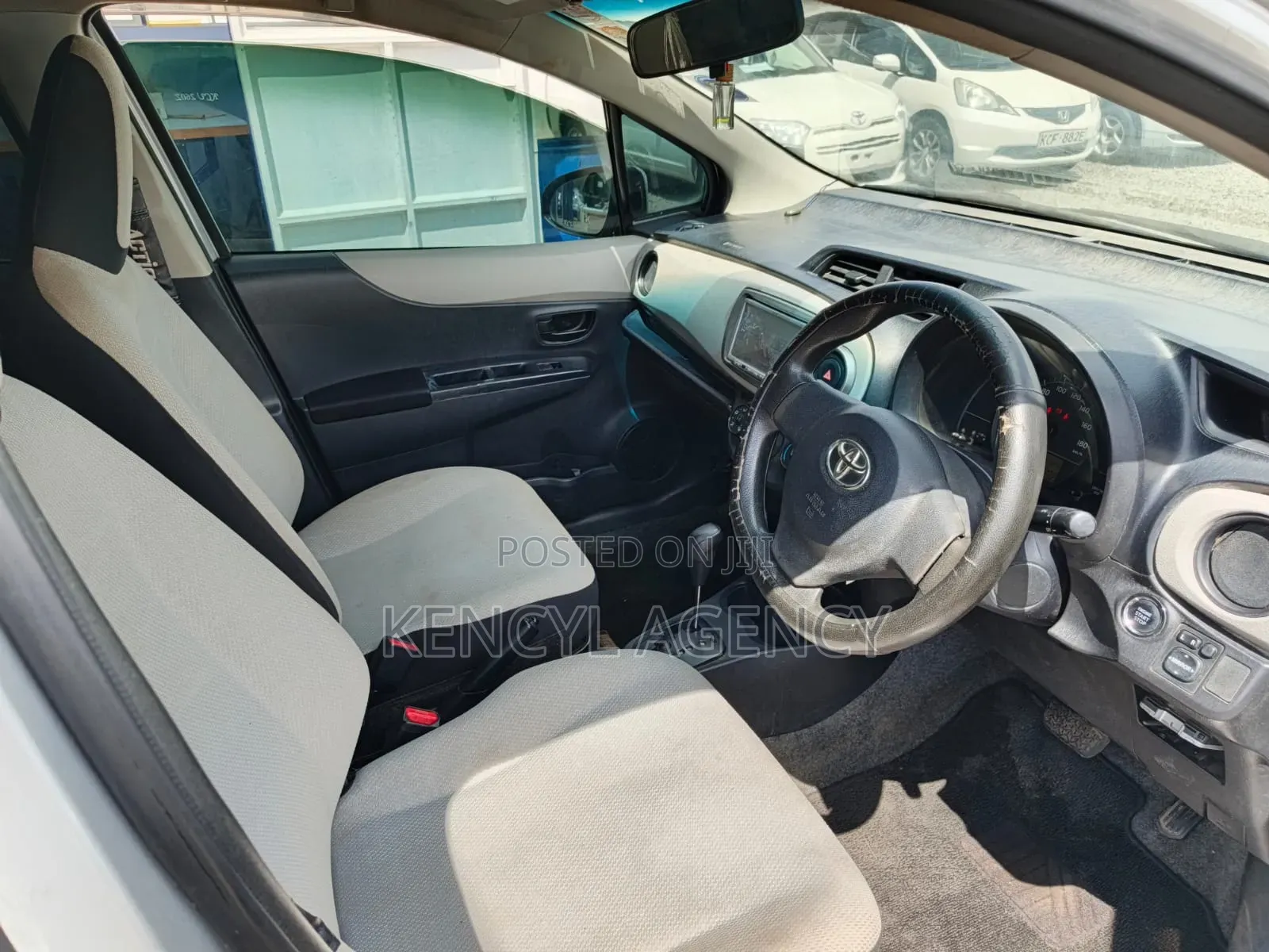 Toyota Vitz 2011 Gray