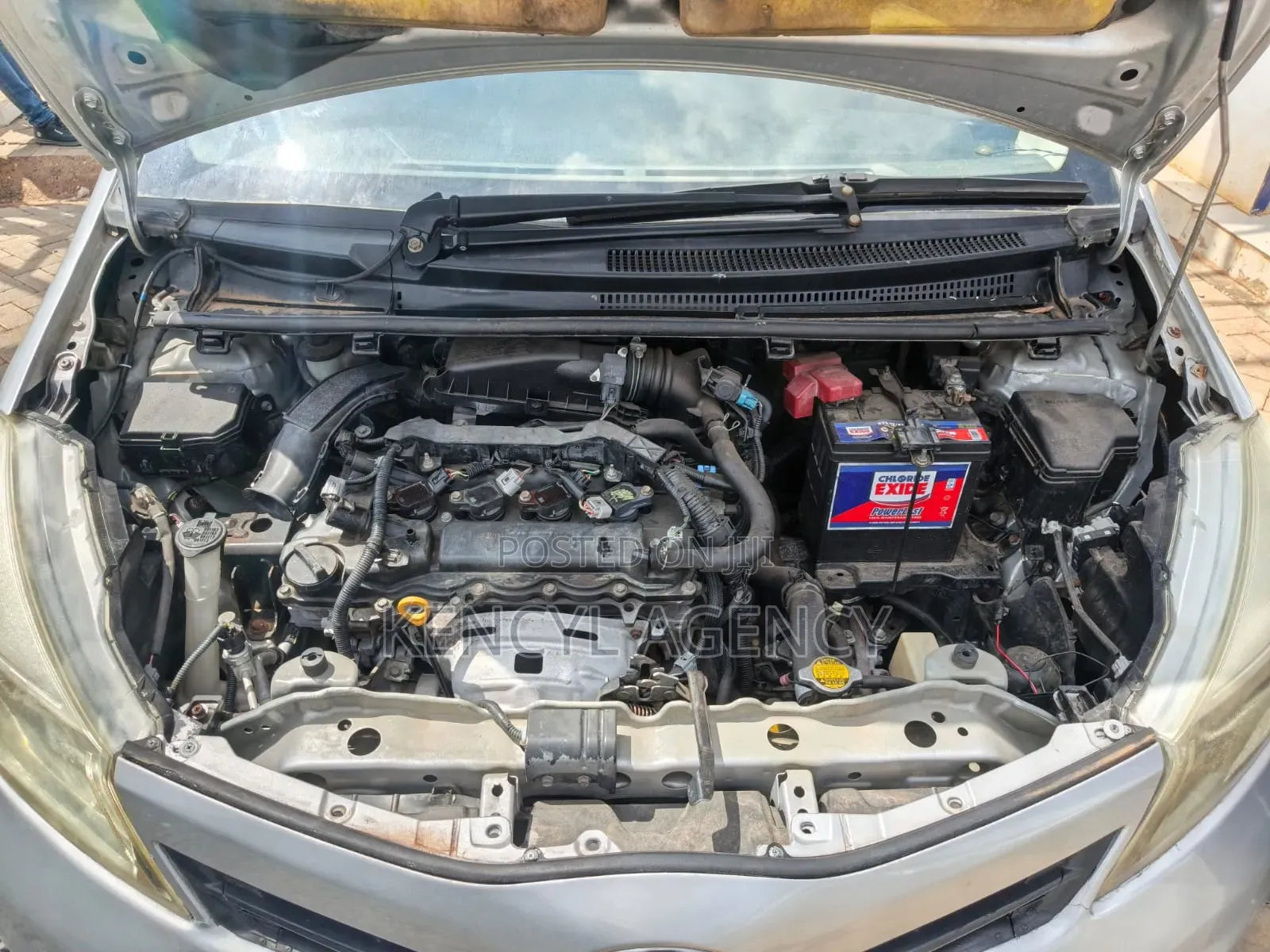 Toyota Vitz 2011 Gray