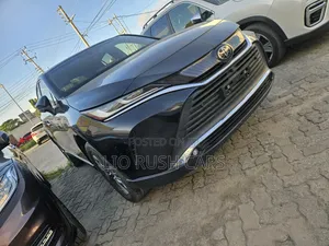 Toyota Harrier 2021 Black