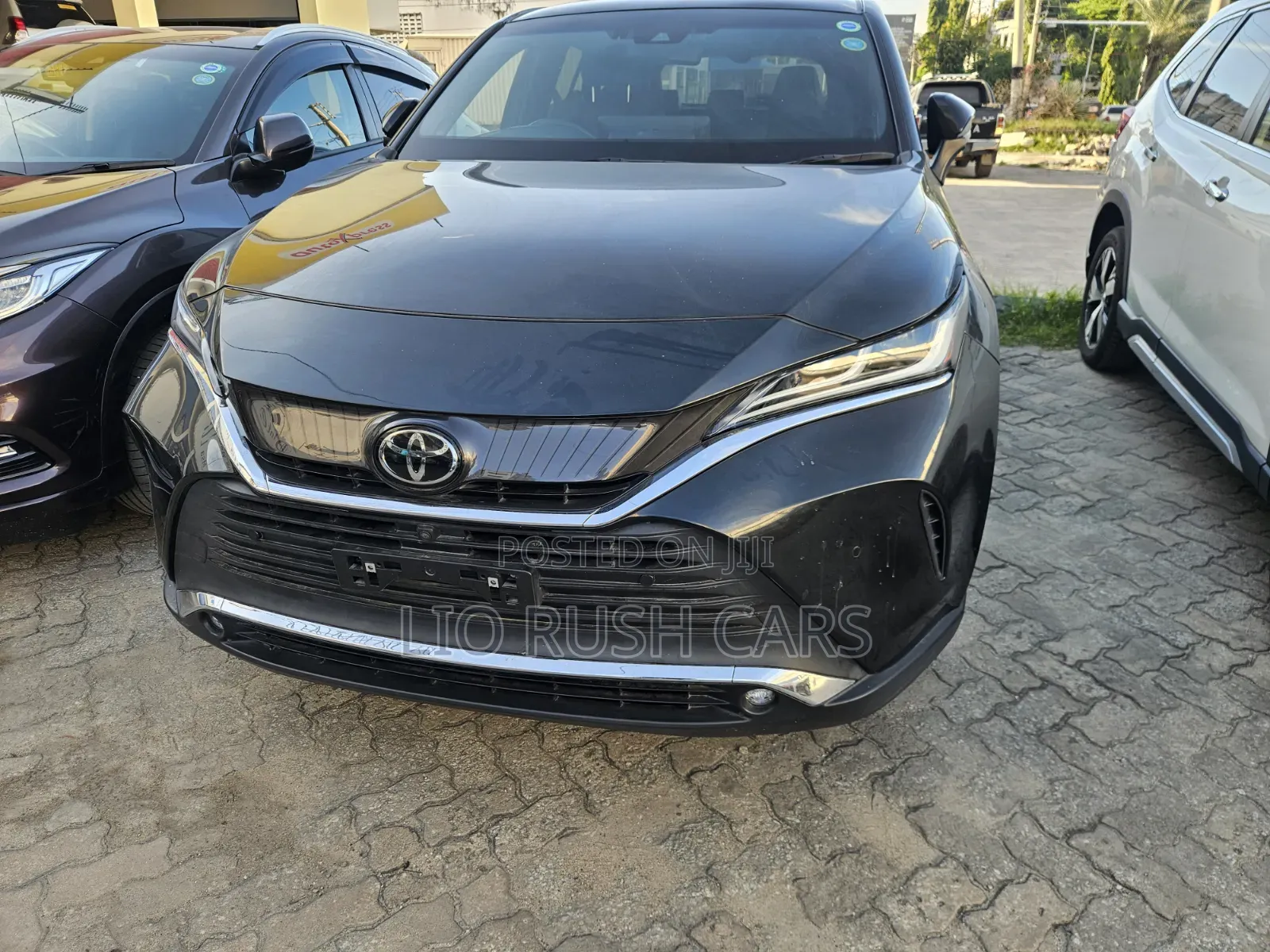 Toyota Harrier 2021 Black