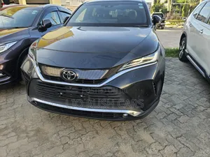 Toyota Harrier 2021 Black