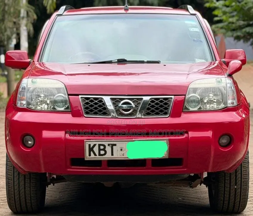 Nissan X-Trail 2005 Red