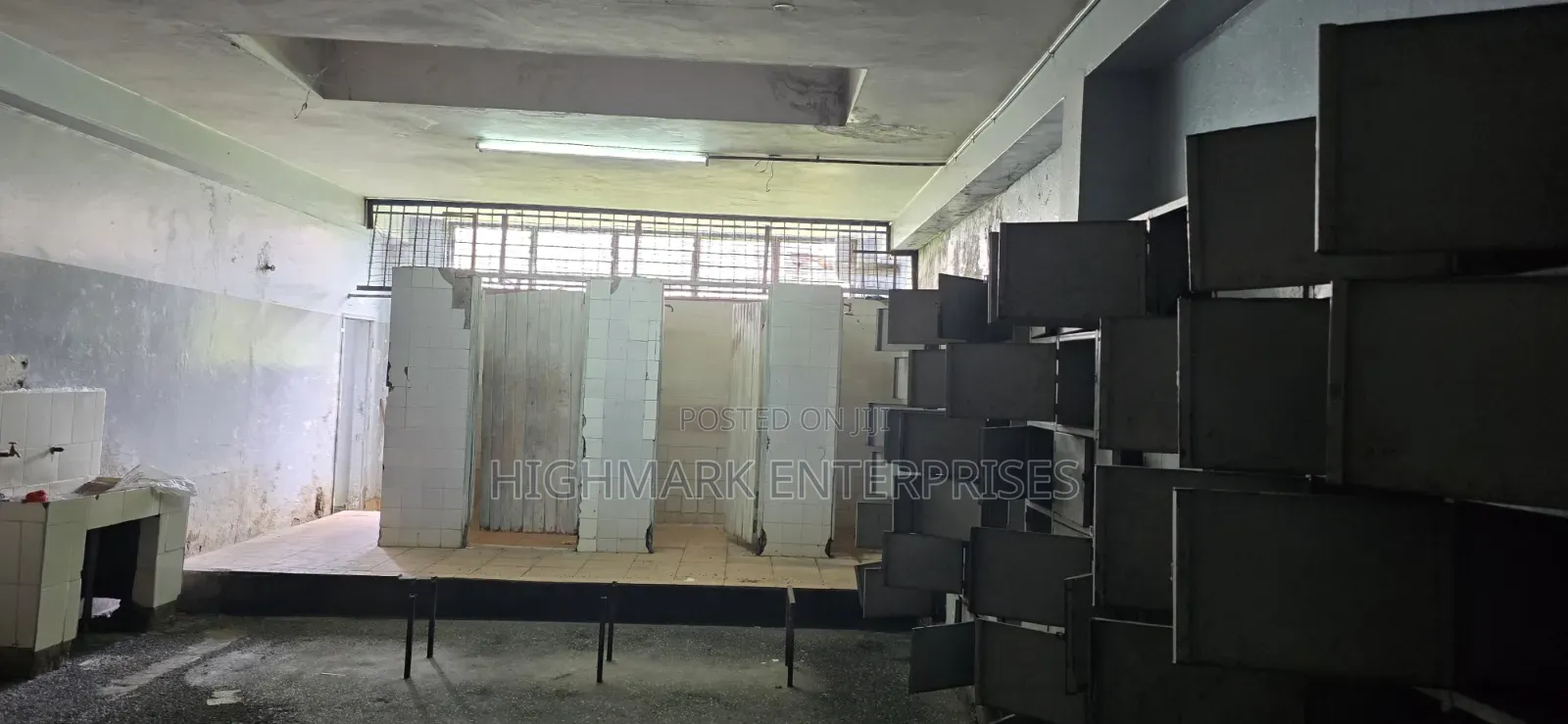 60,000 SQ FEET Godown/Warehouse to Let; Industrial Area