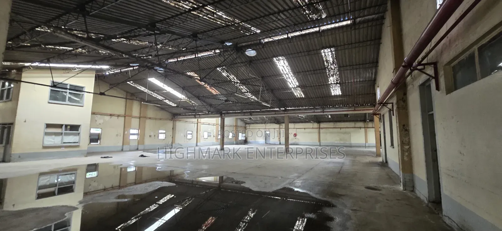 60,000 SQ FEET Godown/Warehouse to Let; Industrial Area