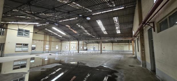 Big Godown to Let; Industrial Area - thumbnail 7