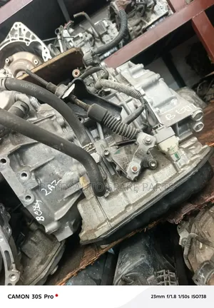 Toyota Vanguard or Rav 4 2az Gearbox
