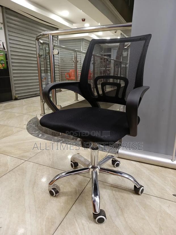 Office Chair Without Headrest 360° Swivel