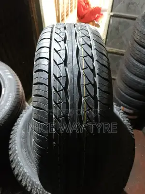 205/60r15 Maxxis