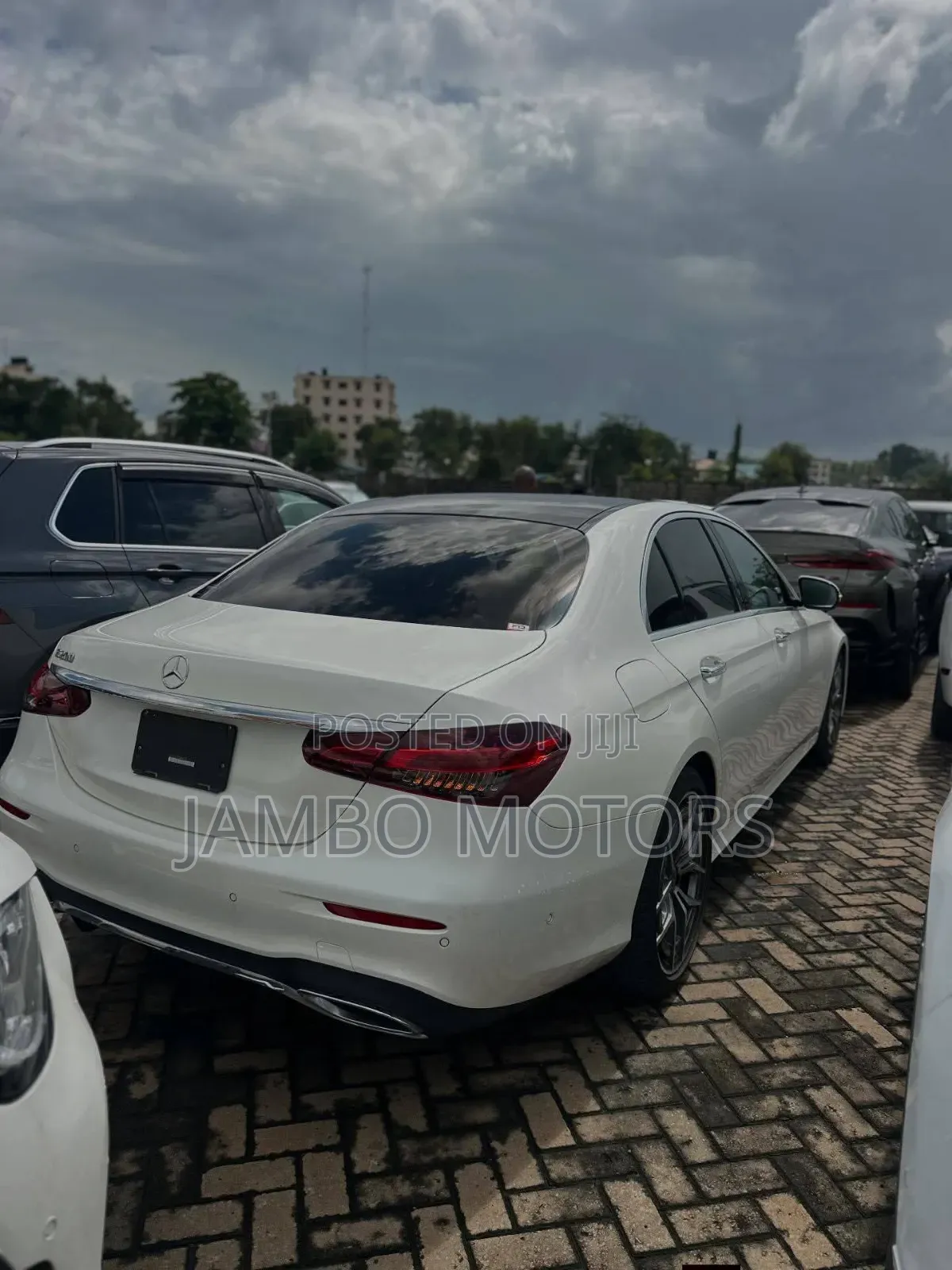 Mercedes-Benz E200 2020 White