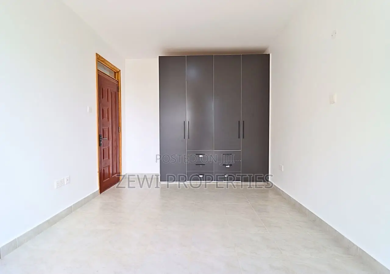 4bdrm Mansion in Kibiku for sale