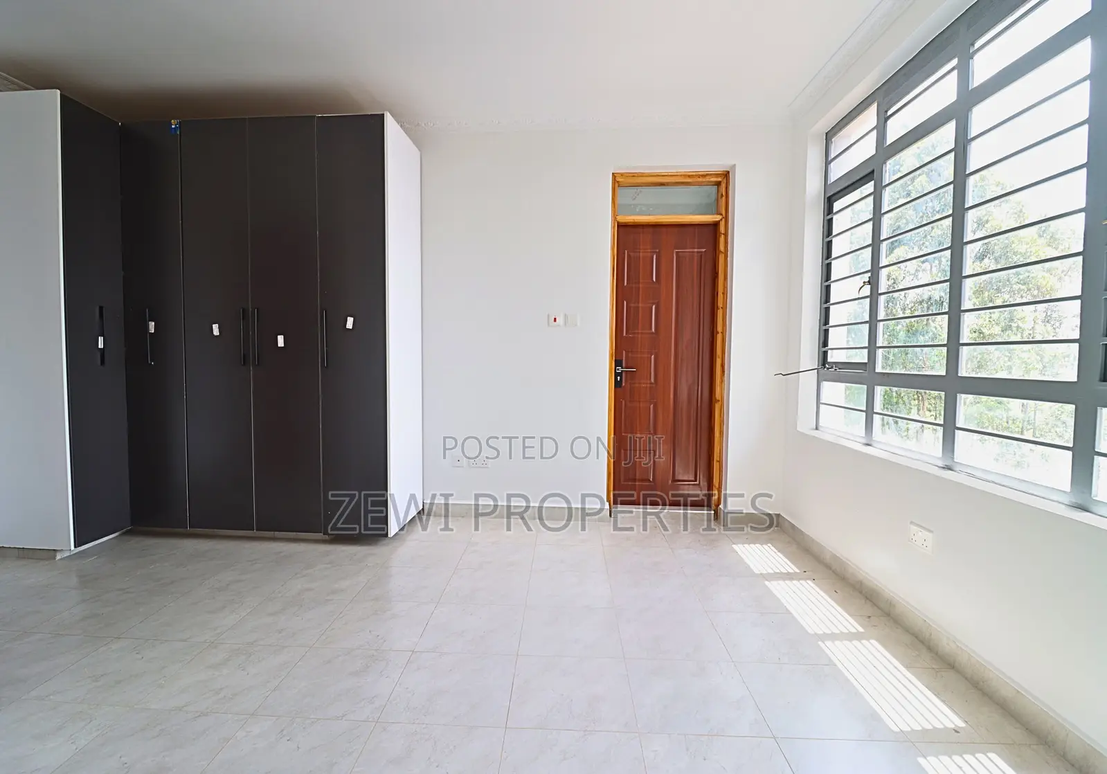 4bdrm Mansion in Kibiku for sale