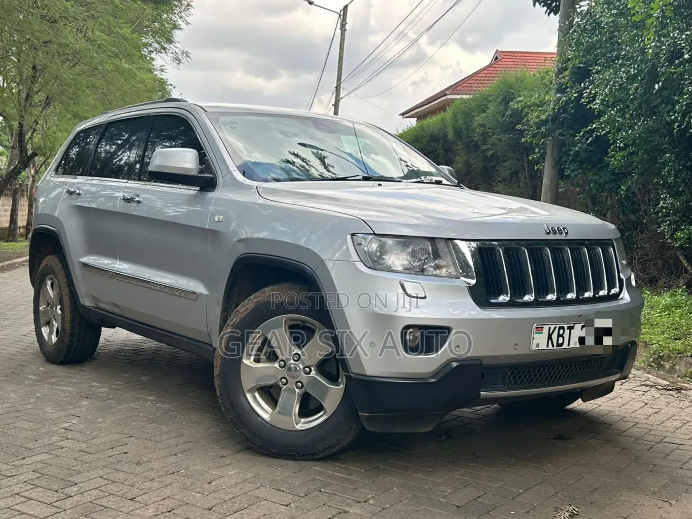 Jeep Grand Cherokee Limited 4x4 2012 Silver
