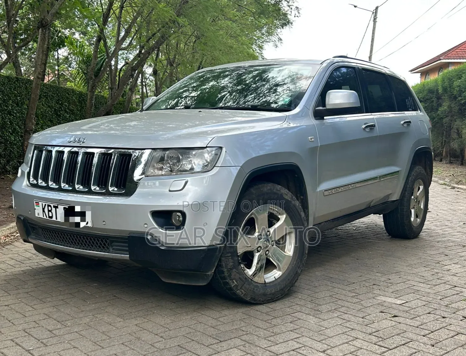 Jeep Grand Cherokee Limited 4x4 2012 Silver