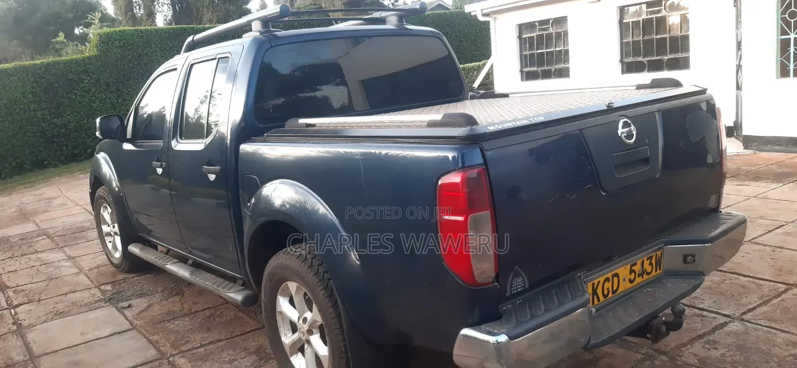 Nissan Navara 2009 Blue