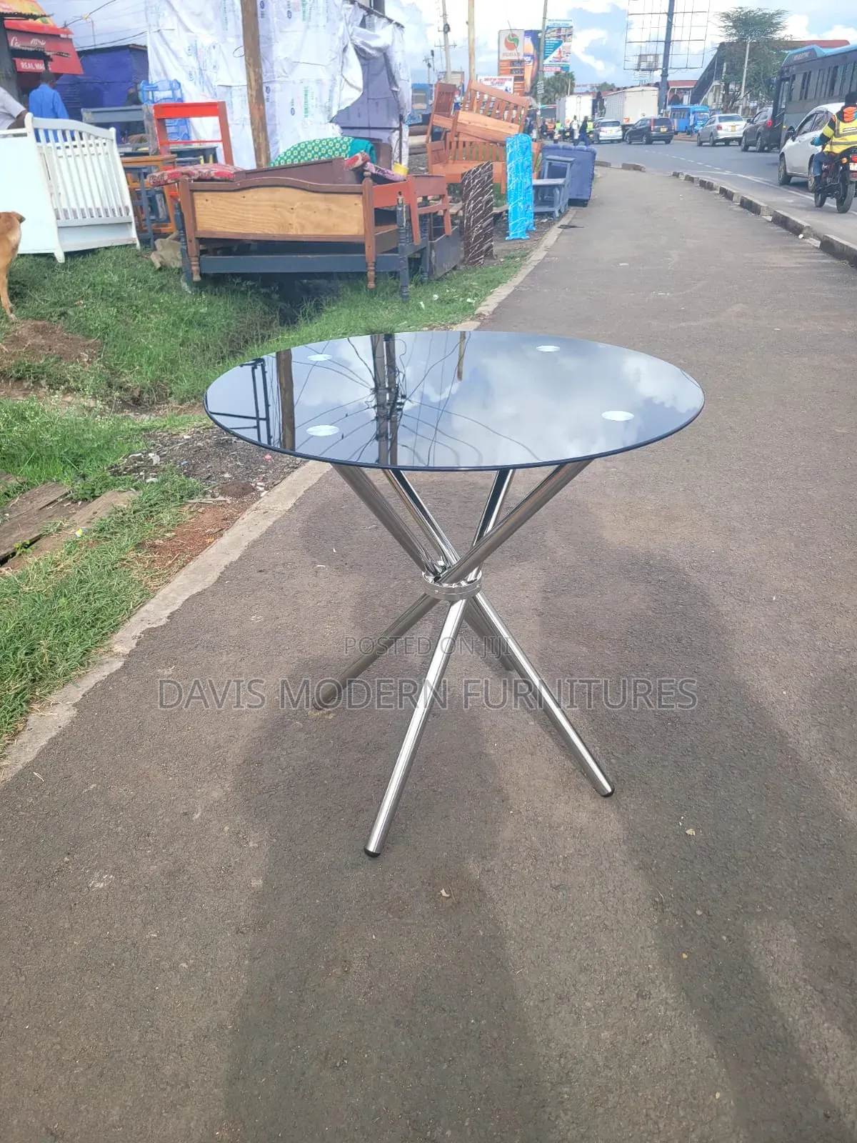 Round Top Glass Bistro Table