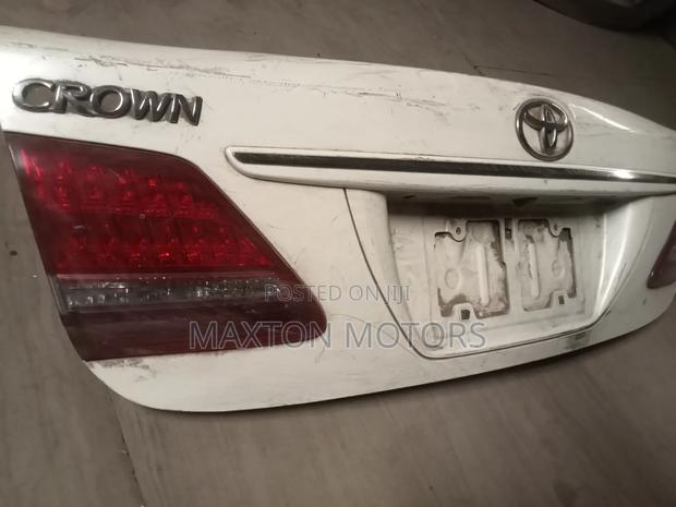 Toyota Crown GRS 200 Boot Lid - thumbnail 2
