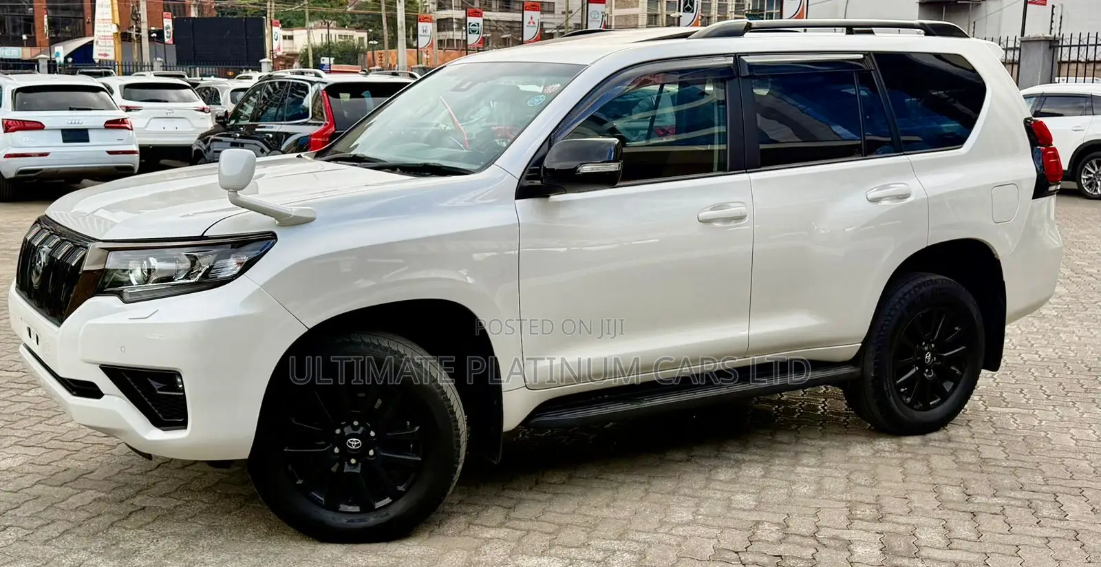 Toyota Land Cruiser Prado 2.8 2022 White