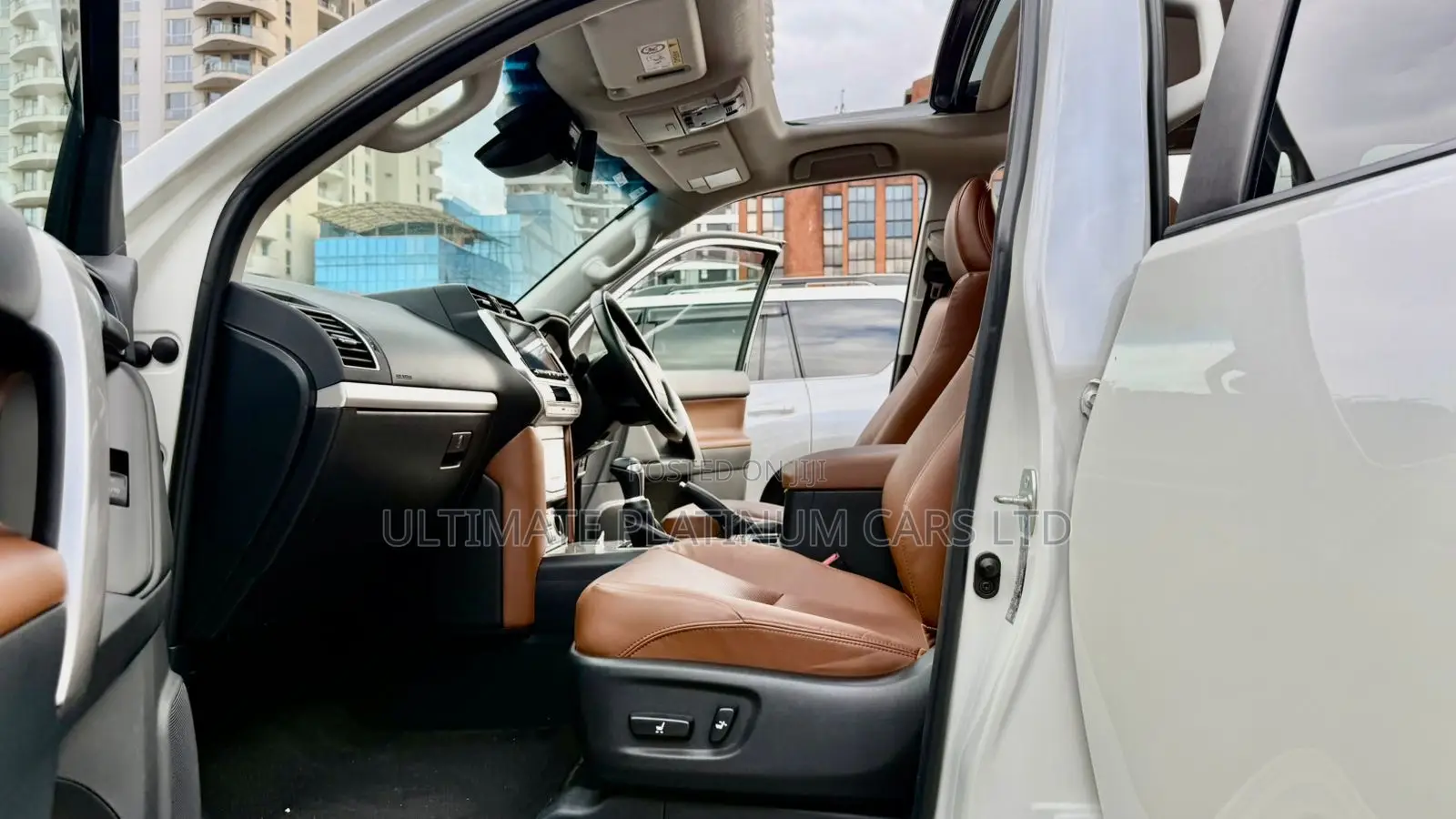 Toyota Land Cruiser Prado 2.8 2022 White