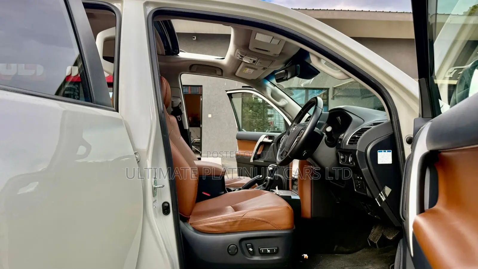 Toyota Land Cruiser Prado 2.8 2022 White