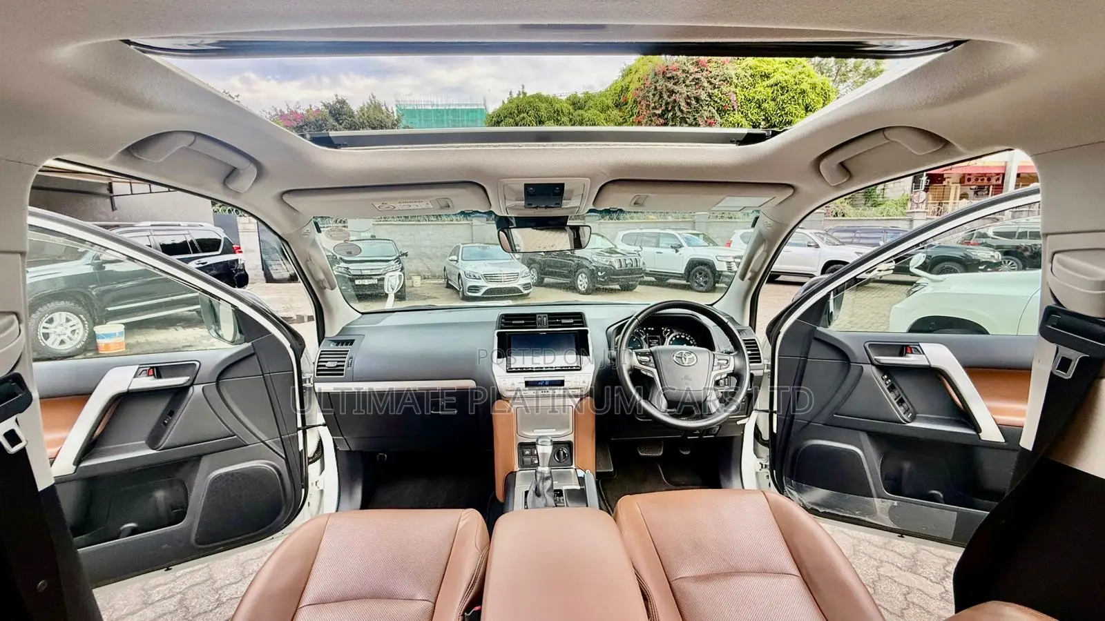 Toyota Land Cruiser Prado 2.8 2022 White