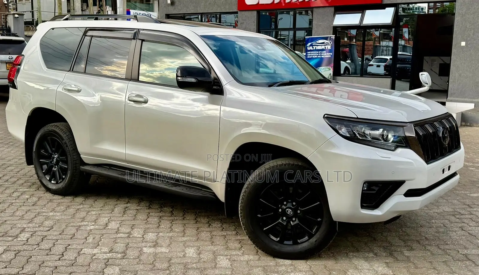 Toyota Land Cruiser Prado 2.8 2022 White