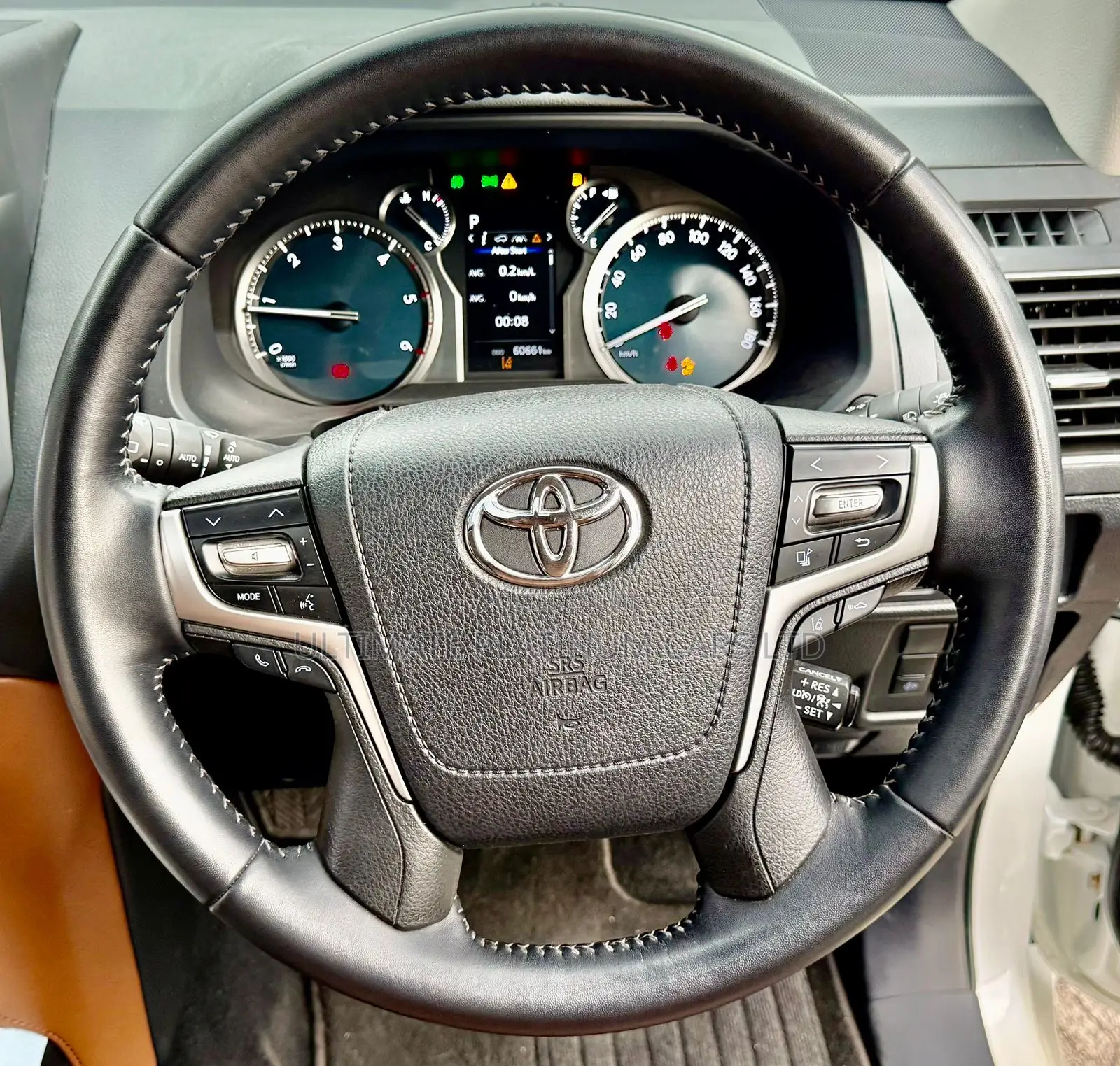 Toyota Land Cruiser Prado 2.8 2022 White