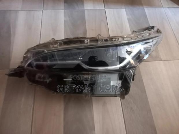 Toyota Fortuner Headlight - thumbnail 2