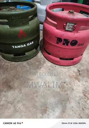 Empty Gas Cylinders