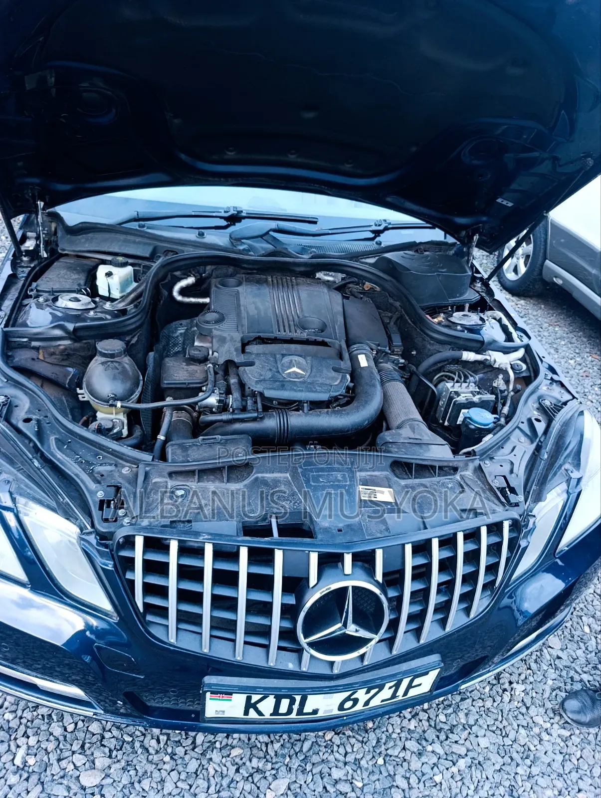 Mercedes-Benz E250 2013 Blue