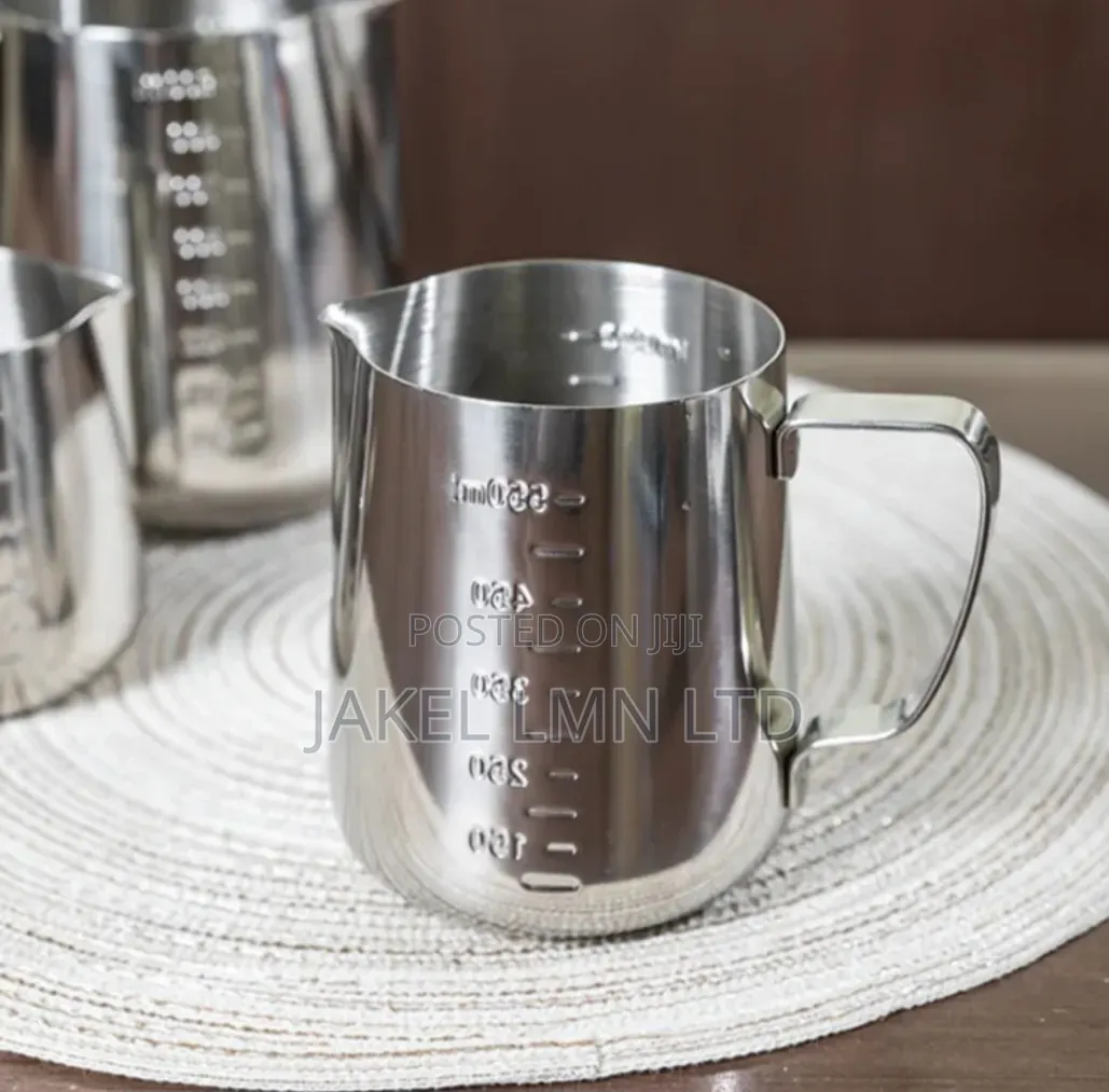 Stainless Steel Frothing Pitcher 600ml - Silver Milk Jug For Coffee