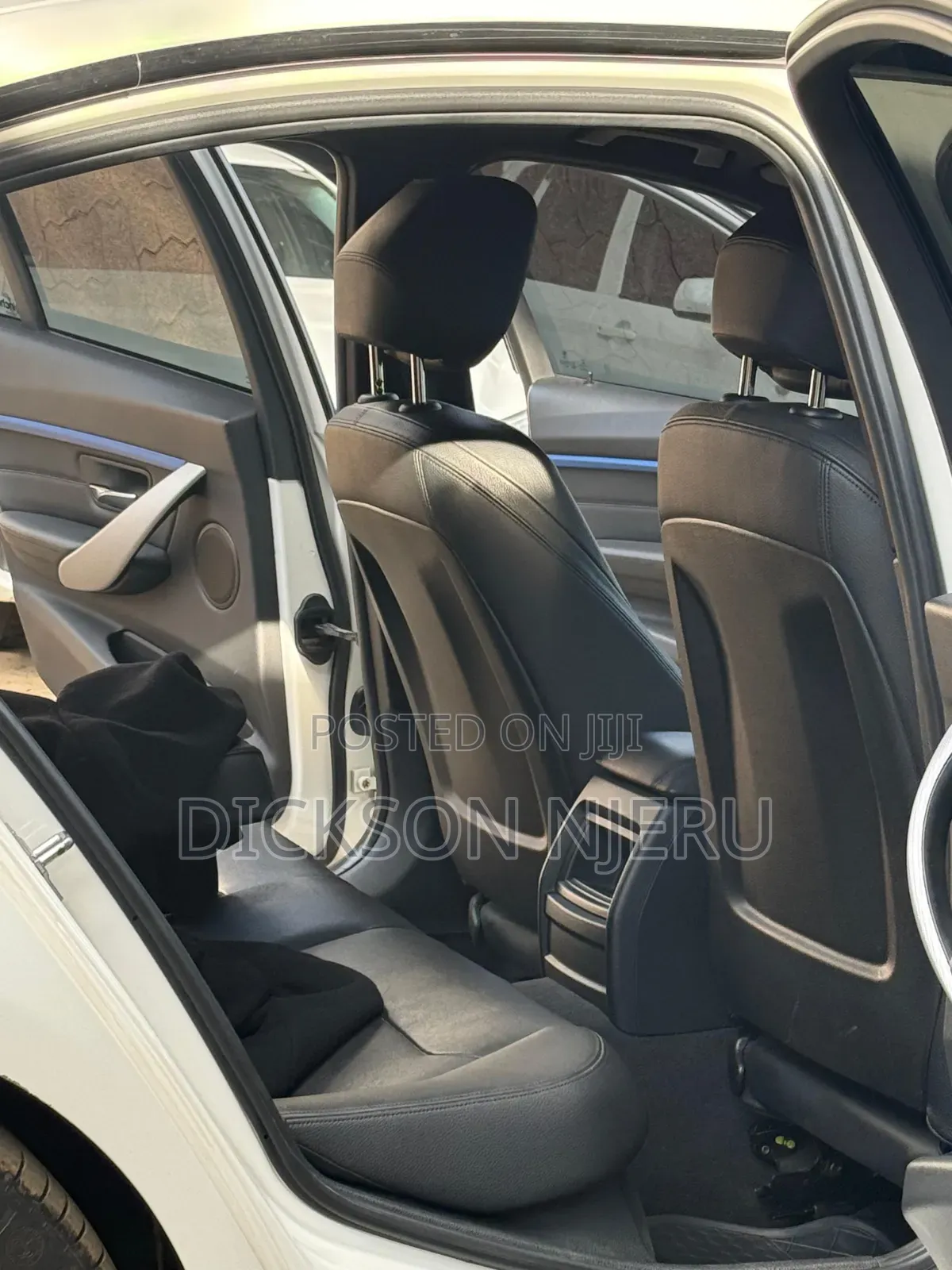 BMW 320i 2017 White