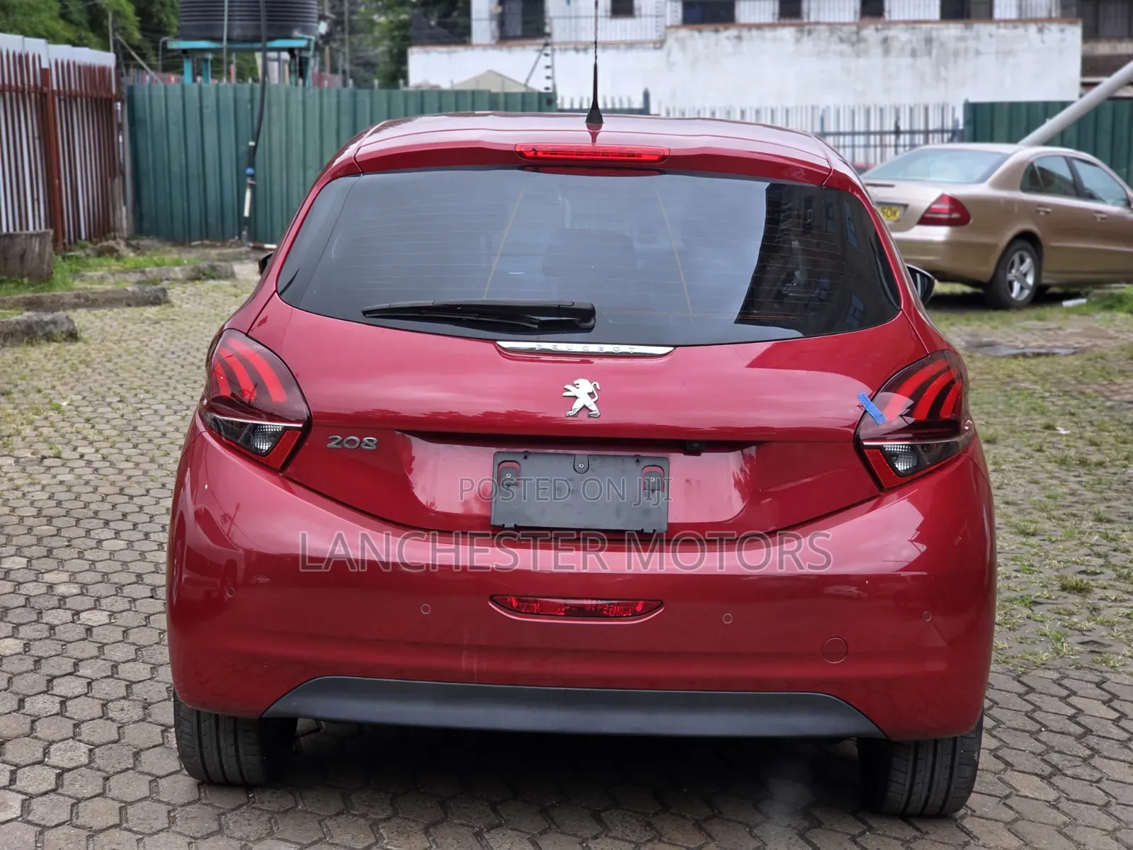Peugeot 208 2019 Red