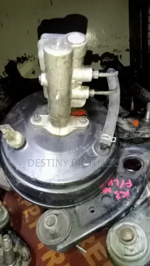 Brake Booster Complete Nissan Hardbody/Terrano