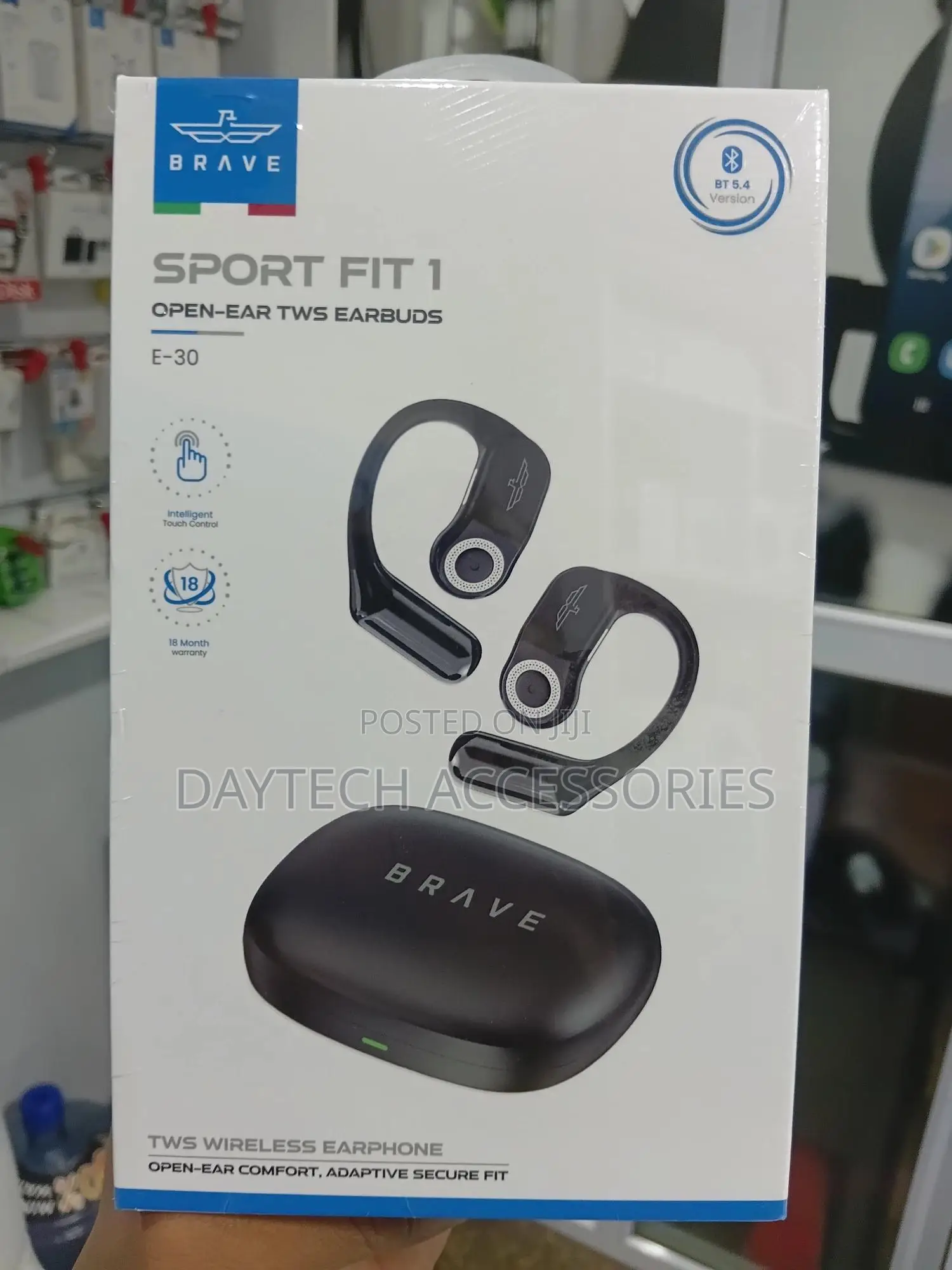 These Are the Brave Sport Fit 1 E-30 Open-Ear TWS Earbuds in Black.