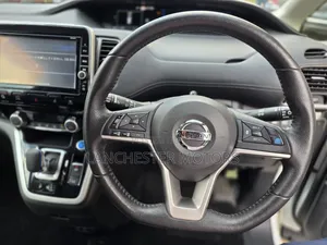 Nissan Serena 2019 White