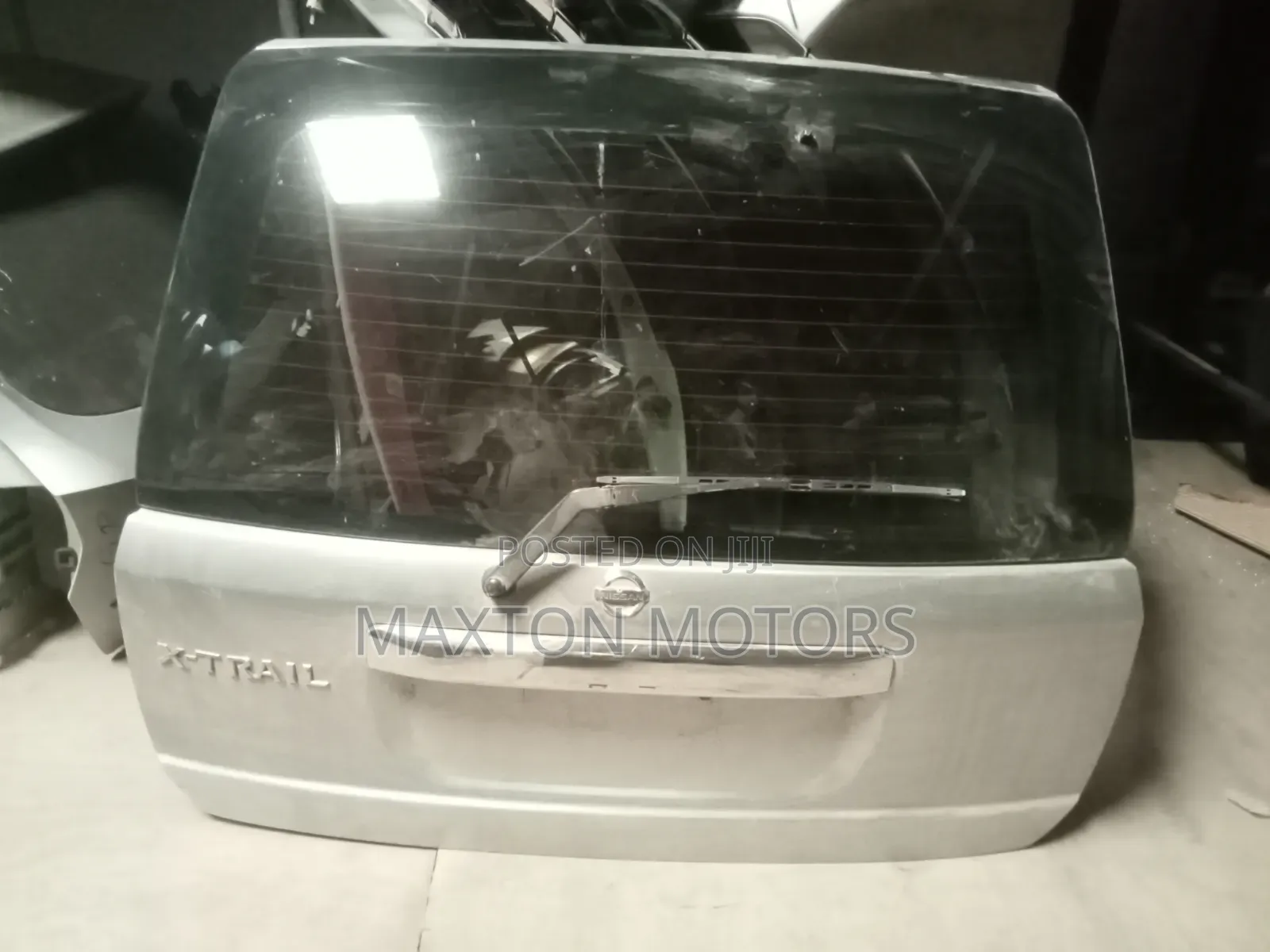 Nissan Xtrail Nt30 Tailgate