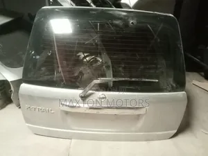 Nissan Xtrail Nt30 Tailgate