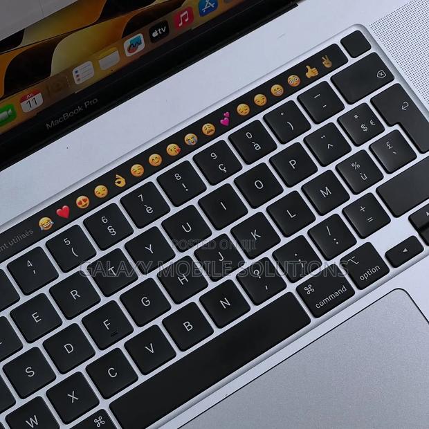 Laptop Apple MacBook Pro 2019 32GB Intel Core i7 SSD 512GB - thumbnail 3