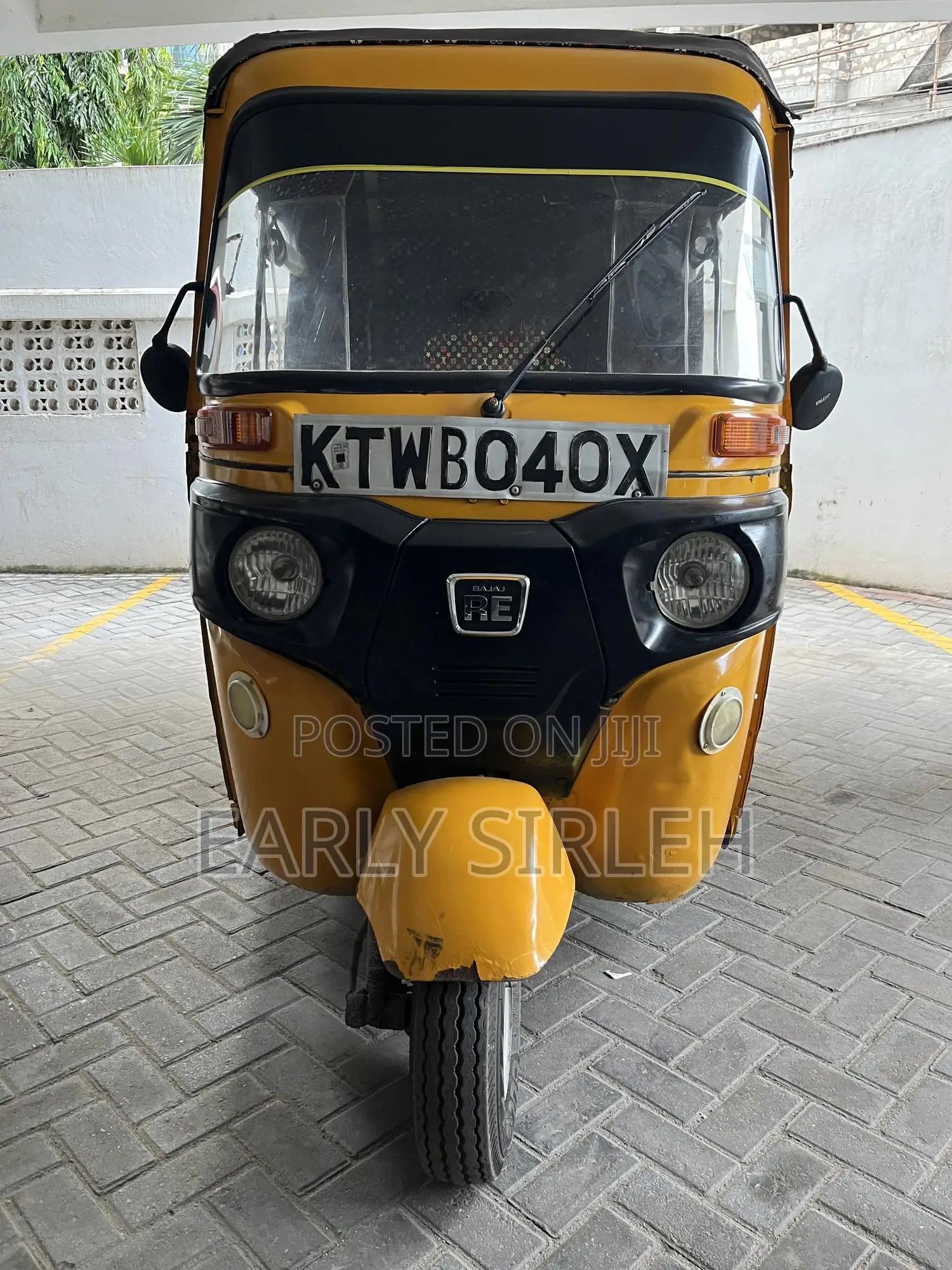 Bajaj RE 2012 Yellow