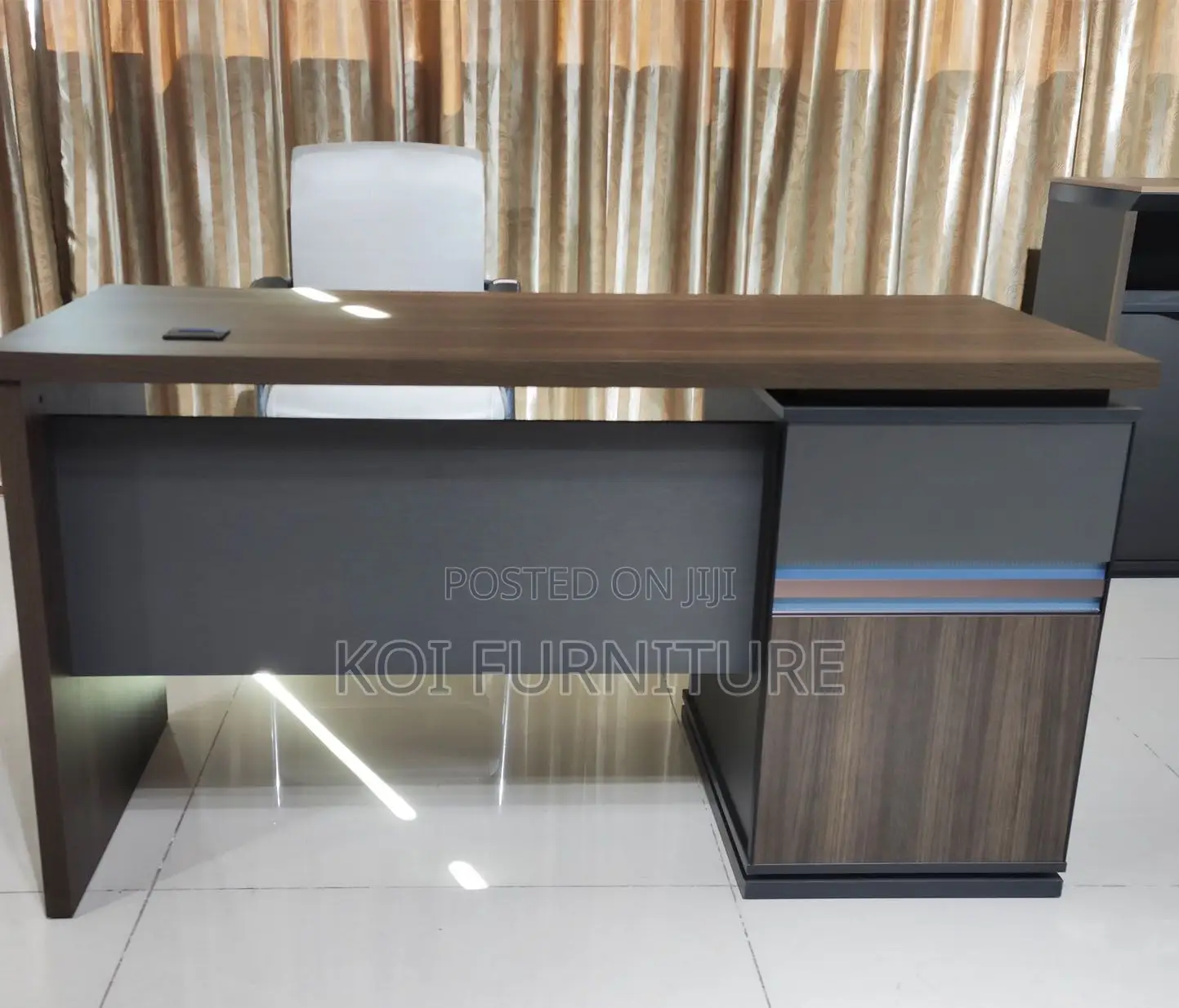 Office Desk; Classical Aero Stye 2.4 Meters Executive Office Desks