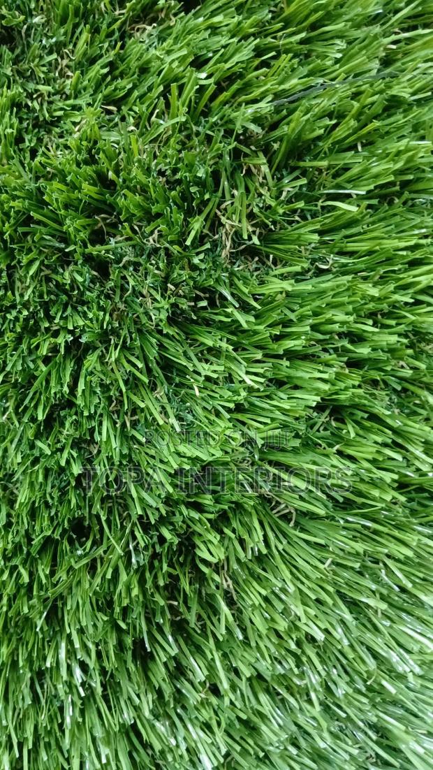 Spongy Feel Foot Friendly Artificial Fluffy Outdoor Grass Carpets