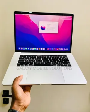 Laptop Apple MacBook Pro 2017 16GB Intel Core i7 SSD 512GB