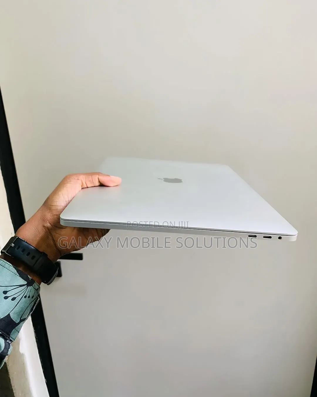Laptop Apple MacBook Pro 2017 16GB Intel Core i7 SSD 512GB