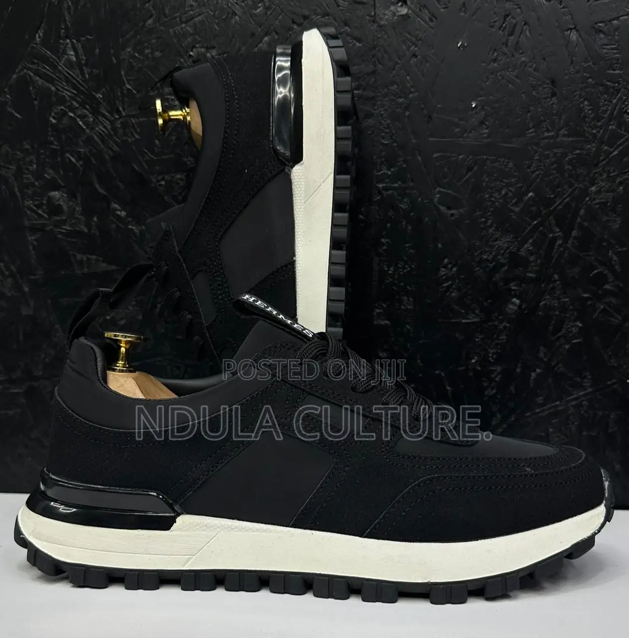 Hermes Drive Sneakers