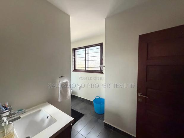 4bdrm Villa in Maziwa for sale - thumbnail 10