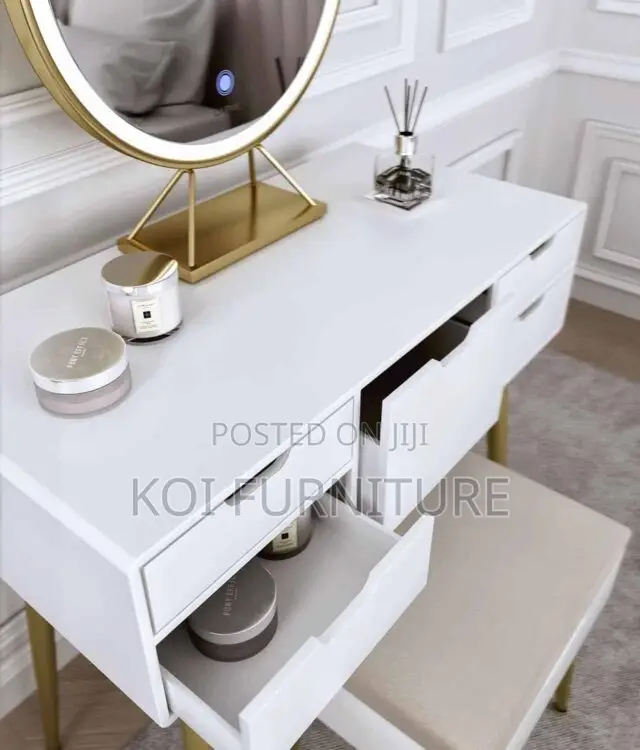 Dressers; Europhore Bedroom Dressing Vanity Set
